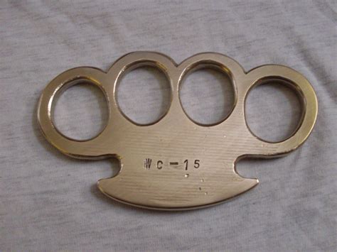 Weaponcollector S Knuckle Duster And Weapon Blog Solid Brass Knuckles Knuckle Duster 2015