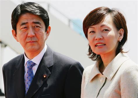Akie Abe Japanese Prime Minister Shinzos Wife 5 Facts