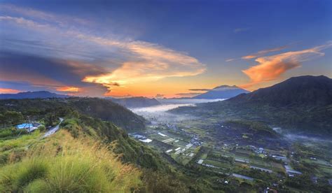Pinggan from mapcarta, the open map. Visitbali - The Warmth Of The Rising Sun In Pinggan Kintamani