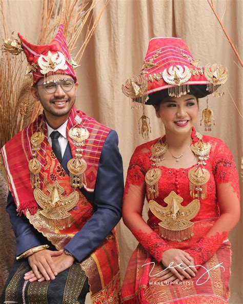 Prewedding Adat Batak Karo | zesyamakeup | Bridestory