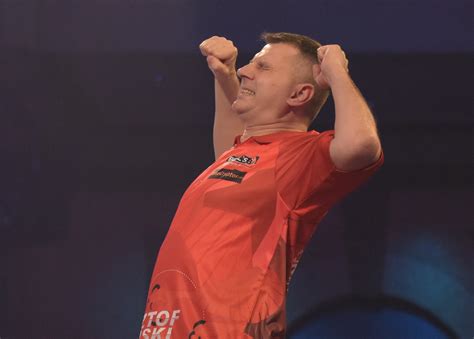 Gerwyn price distracting krzysztof ratajski? Dan Dawson picks five players to shine at the Summer Series | PDC