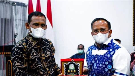Semeru Jabat Kajari Aceh Timur Ini Pesan Bupati Saat Pisah Sambut