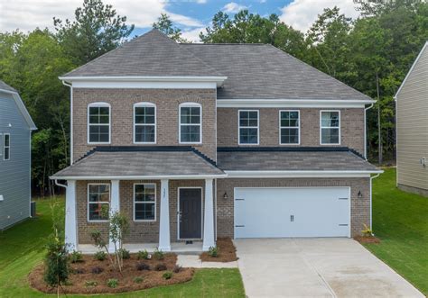 Zillow has 13 homes for sale in charlotte nc matching huge sunroom. 002_Exterior_cropped.jpg in 2020 | Model homes, New homes ...