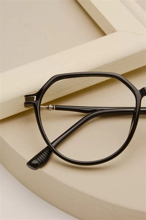 L2739 Round Black Eyeglasses Frames Leoptique