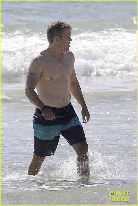 Chris Hemsworth And Matt Damon Go Shirtless At The Beach