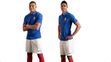 Equipe de France : Les Bleus porteront un maillot ...