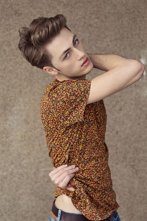 Piotr Serafin Captures Przemek Dunayev The Fashionisto Cody Deal