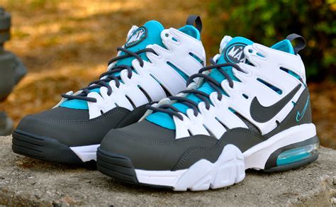 Sole Sneaker Boutique Nike Air Trainer Max 2 94 312543 106