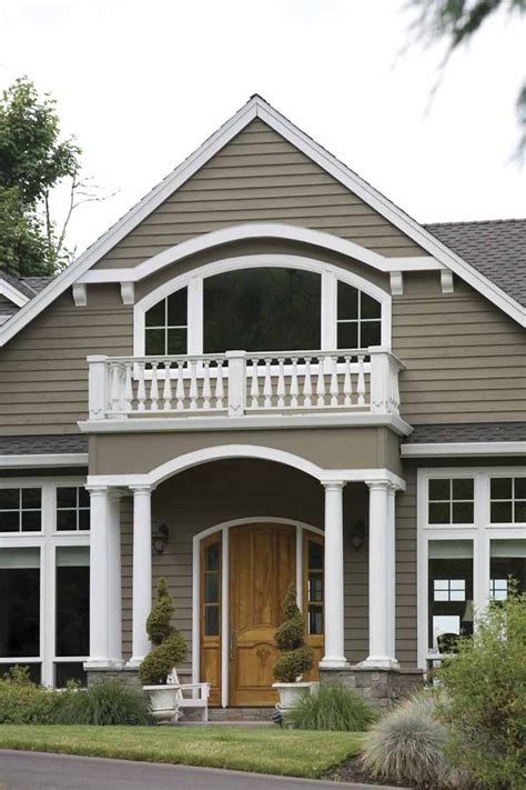 The trim color covers the fascia boards. Pin by Amber King on Exteriors | Exterior house colors ...