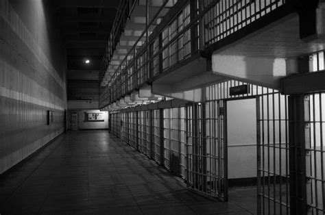 Shrinking The Prison Population Legal Trends