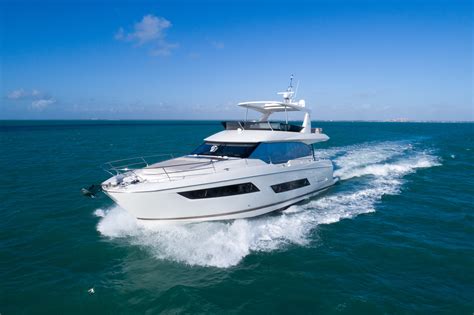 Boats For Sale New And Used Boat And Yacht Sales Yachtworld Uk