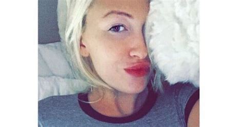 Paulina Gretzky Rocks The Perfect Pout On Instagram Huffpost Style