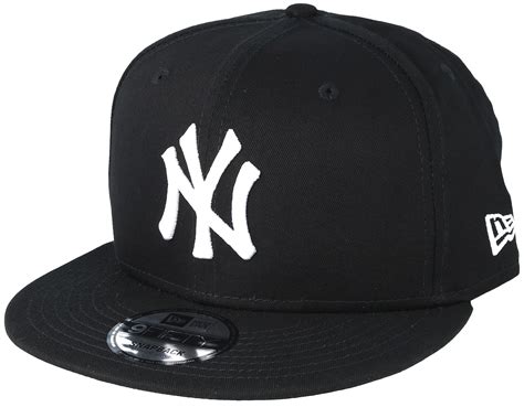 New York Yankees 9fifty Blackwhite Snapback New Era Cap Uk
