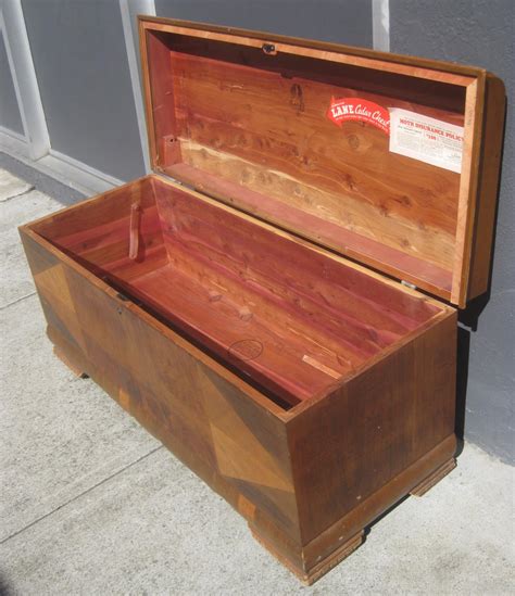Uhuru Furniture And Collectibles Sold Cedar Chest 90
