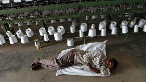Govt Report Reveals Shocking Condition Of Workers In India Newsclick