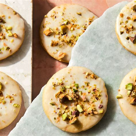 You'll love this recipe for lemon cookies using a cake mix! Olive Oil Sugar Cookies With Pistachios & Lemon Glaze ...
