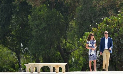 Prince William Duchess Kate Visit The Taj Mahal Sit On The Diana