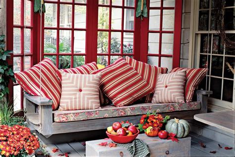 22 Festive Fall Front Porch Decorating Ideas