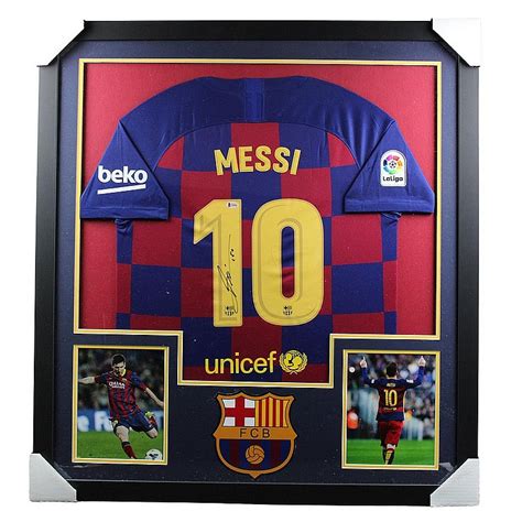 Lionel Messi Autographed Memorabilia Signed Photo Jersey