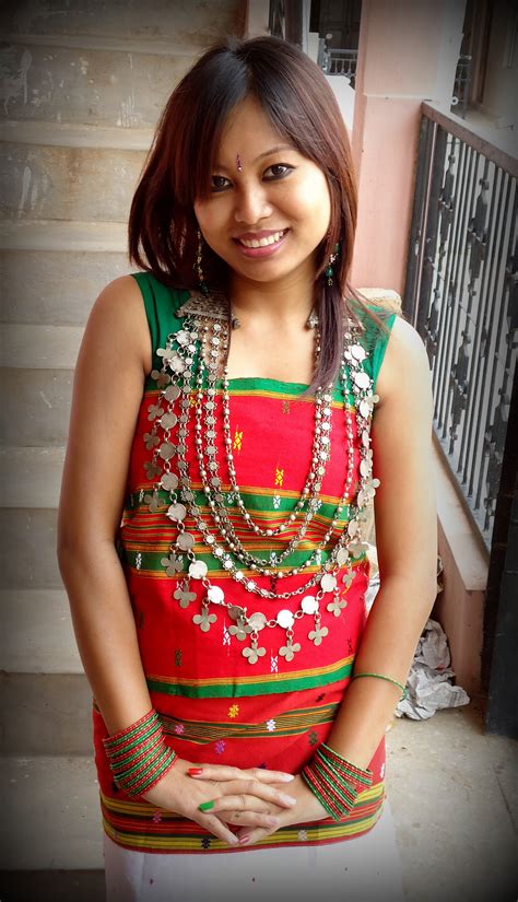 Filea Tripuri Girl Wearing Rigwnai And Risa Wikimedia Commons
