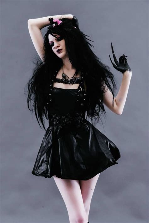 Goth Punk Emo † Gothic Fashion Goth Beauty Goth Women