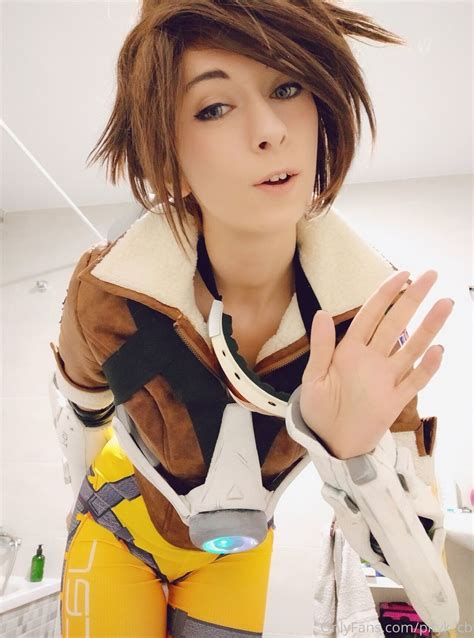 Cosxuxi Club Set Of Tracer Selfies Nudes Pityk Cb Page