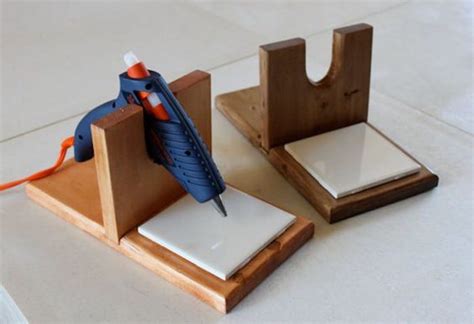 Make Your Own Diy Glue Gun Holder In 5 Easy Steps Craft Projects For