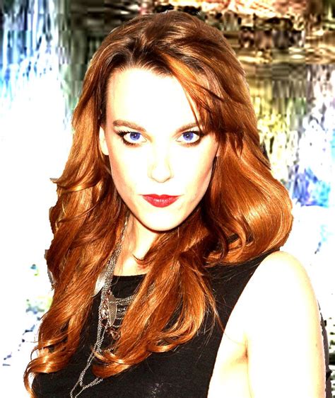 Lzzy Hale Lzzy Hale Hairstyle Beautiful Redhead
