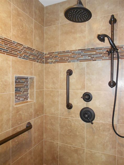 Monitor® pressure balance valve keeps water temperature within a safe ±3° f (±1.6° c), helping to protect you from sudden changes in hot or cold water pressure; Plumbing From Delta, Venetian Bronze. Shower head, with ...