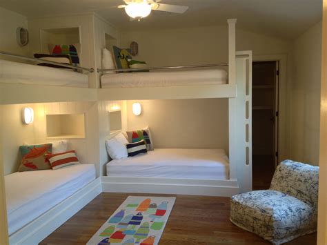 Rooms to go bunk beds twin over full. beach house full over twin bunk room | Bunk beds built in ...