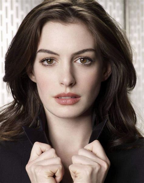 Hair And Beauty Anne Hathaway Hairstyles 03