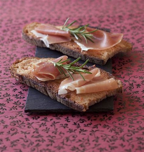 Pan con tomate y jamon