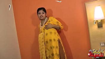 Rupali Bhabhi Hot Gujarati Babe White Shalwar Suit Strips Naked Ngebokep