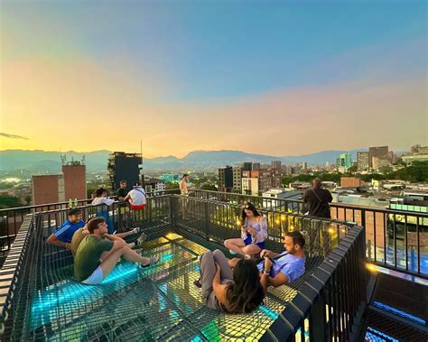 Los Mejores 5 Barrios De Medellin Para Vivir 2020