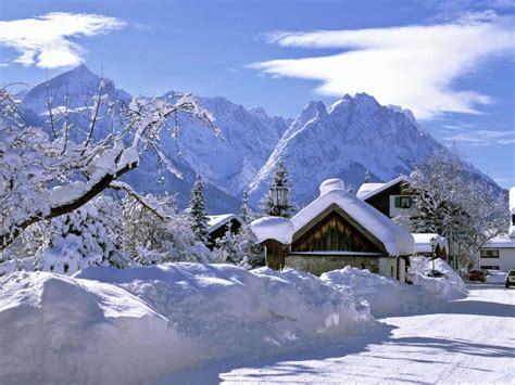 It is a great place to be and very convenient for many we visuited both in the winter. Ferienwohnung Alpspitz im Ferienhaus Grasegger, Garmisch ...