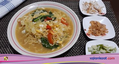 Agung prasetyo bakmi gm tunjungan plaza bakmi gm spesial kaldu mushroom nya kerasa banget enak mie nya juga lembut pas dimakan ada potongan daging ayam mushroom mantap makyus pokoknya teh manis nya. Resep Bakmi Jawa Rebus - SajianLezat.com