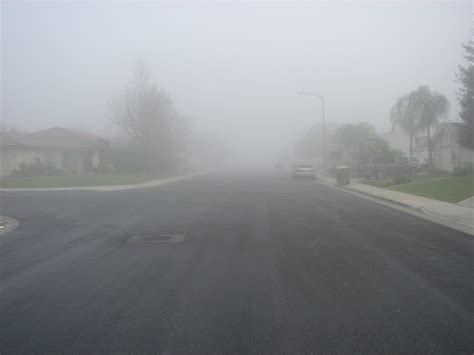 Filetule Fog Bakersfield California 13 January 2006