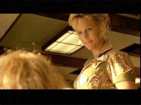 In Erin Brockovich The Real Life Erin Brockovich Is The Waitress In