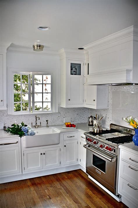 Cabin Kitchens With White Cabinets