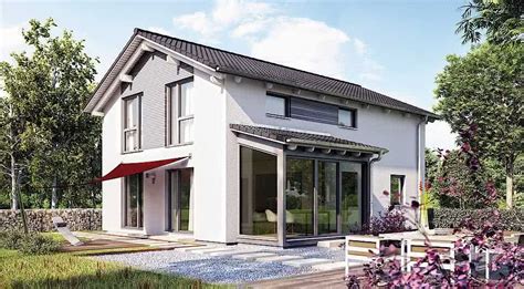 Auszeichnungen für handwerk und design unterstreichen die führungsposition des unternehmens aus der rhön. Hanse Haus Fertighäuser | Hanse haus, Haus, Einfamilienhaus