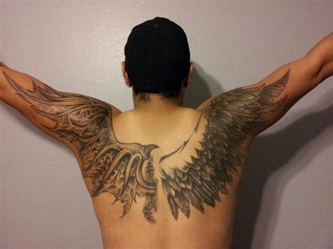 The placement and design of the tattoos are exactly similar. Devil/Angel Wings Tattoo | Venice Tattoo Art Designs