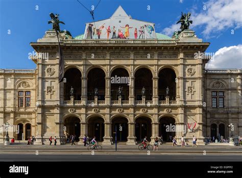 Vienna State Opera Theater Austria Stock Photo Alamy