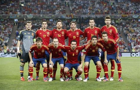 Selección española de fútbol) represents spain in international men's football competitions since 1920. EURO 2012: Spain (2) v France (0) - Quarter Finals - Spain ...