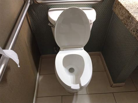 Kohler Toilet Vs American Standard Toilet Cnb Solutions