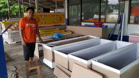 อาชีพนี้ไม่มีจน นายกอบต.‘รวยด้วยโลง ไม่โกงไม่กิน’ ทั้งทำขาย-บริจาค