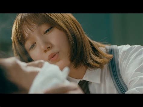 ソフトバンク 新ブランド「linemo(ラインモ)」 テレビ cm、可愛らしい白い犬の着ぐるみ姿に視線釘付け！ 本田翼が一人二役でノリノリ&キュートな. 本田翼,大倉孝二 シック極 CM 父の葛藤篇「私はそのヒゲ… 好き」/本田翼 CM bb-navi
