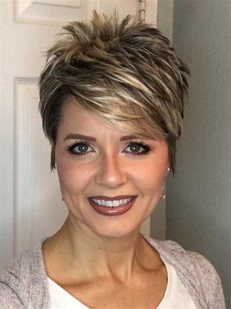 11 Spectacular Short Spikey Bangs Hairstyles For Women Over 50