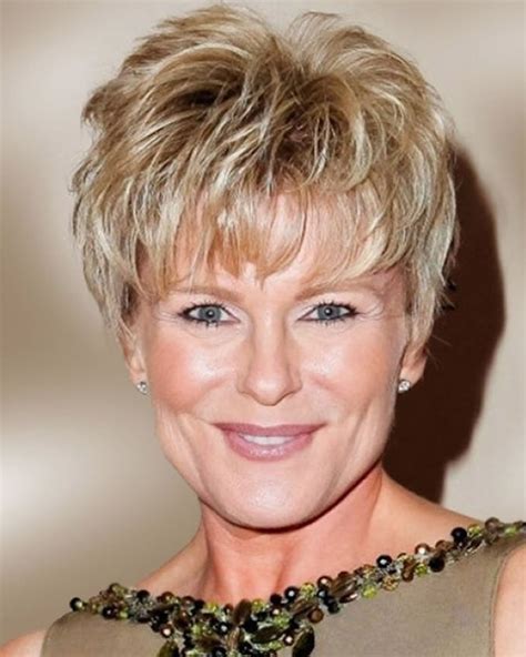 Check spelling or type a new query. 35 Cool Short Hairstyles for Women over 60 in 2021-2022 ...