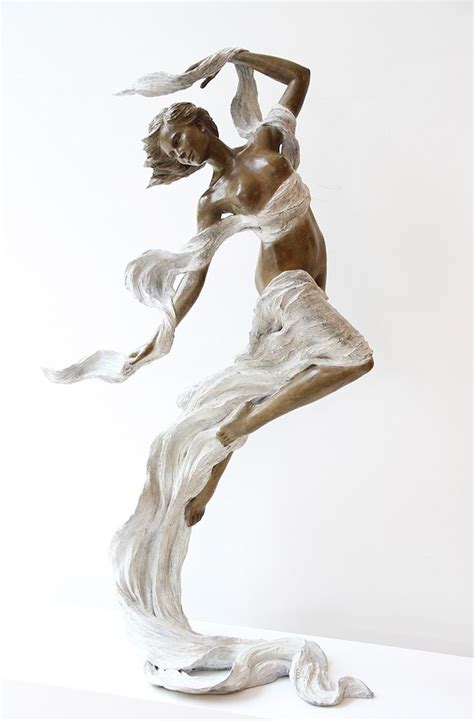 Life Sized Female Sculptures Inspired By The Graceful Beauty Of Renaissance Art Renaissance