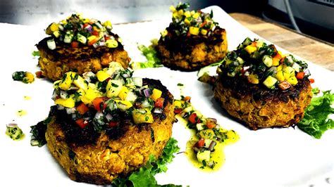 This makes me suuuuuuper picky about the the crab i eat. best Crab Cakes recipe - YouTube